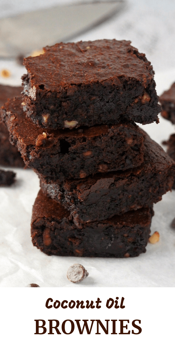 It is totally amazing that these super chocolatey and fudgy brownies are butter-free. You have to try this coconut oil brownies. It is the best recipe! #coconut #butter-free #coconutoil #moistbrownies #browniesrecipes