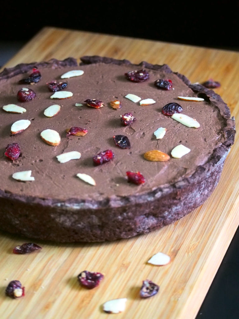 A rich mocha filling is encased in a crisp chocolate crust in this delightful mocha tart recipe.