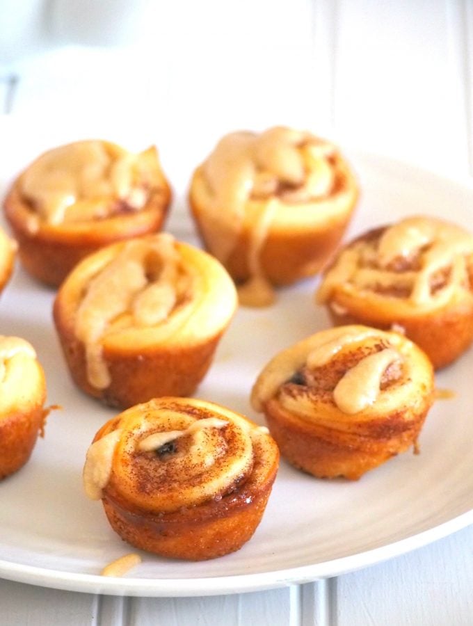 Try this cinnamon rolls recipe to yield cute mini buns that are glazed with a creamy coffee icing.