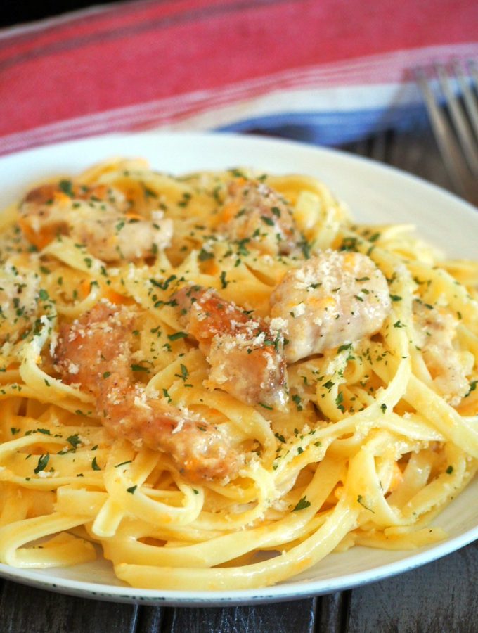 No parmesan? No problem! This Cheddar Cheese Chicken Fettuccine Alfredo is a tasty and classy meal that is done in no time. This is your perfect pasta on a weekday- fast, easy and delicious.