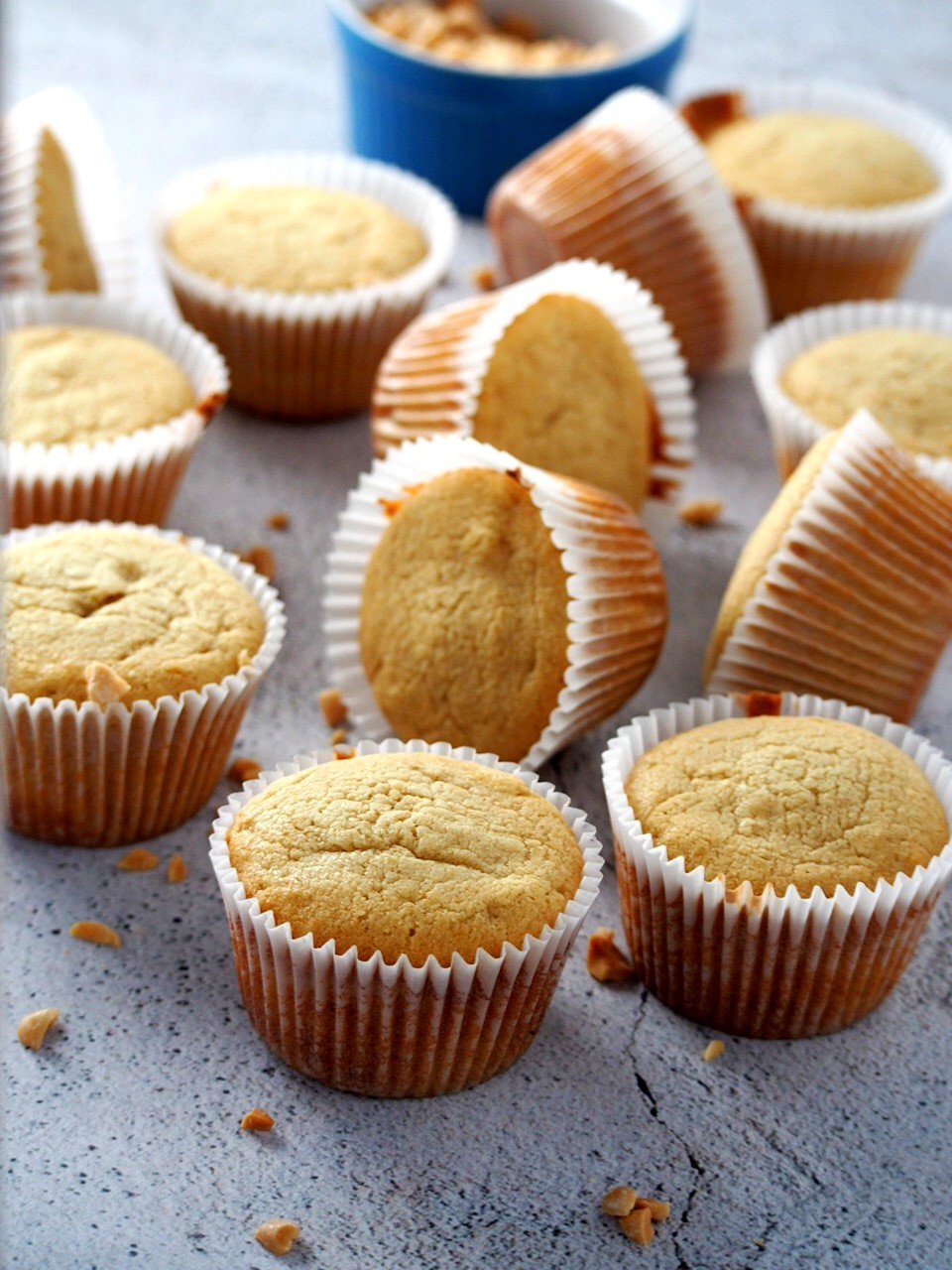 Peanut butter cupcakes without chocolate glaze.