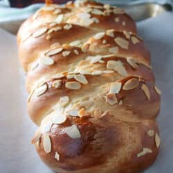 Greek Bread (Tsoureki)