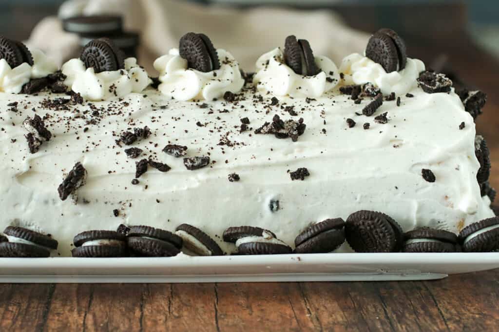 Landscape shot of cookies and cream cake.