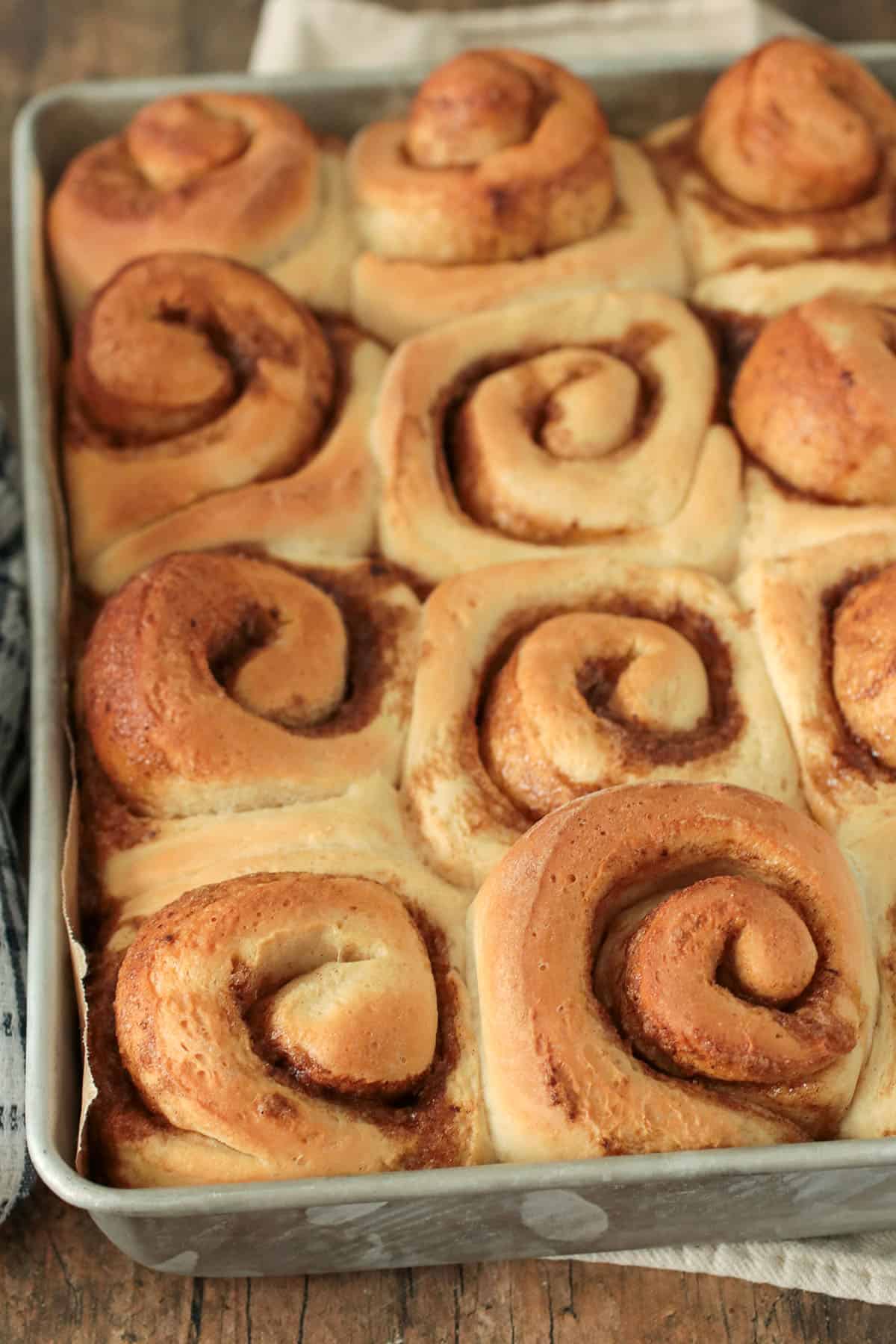 The freshly baked cinnamon buns.