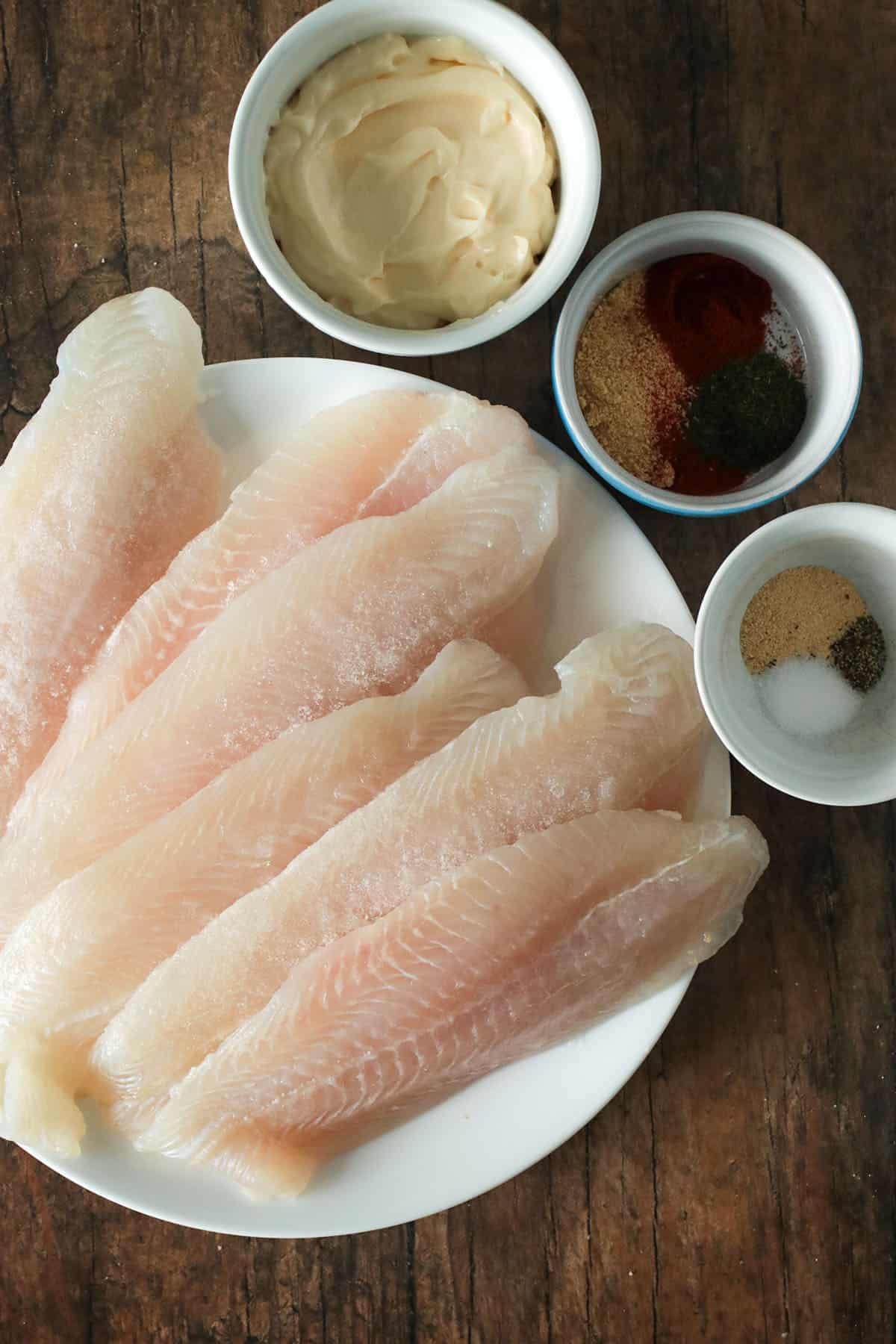 The ingredients for the baked fish.