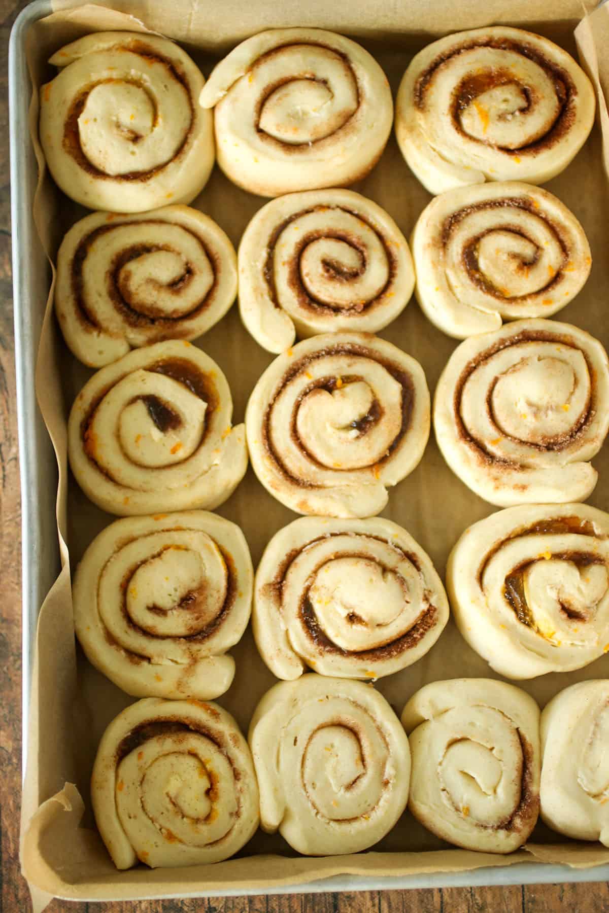 The cinnamon rolls ready for baking.