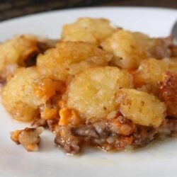 Tater Tots with Gravy Casserole