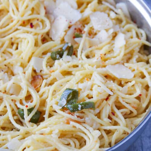 Aglio e Olio on a pan.